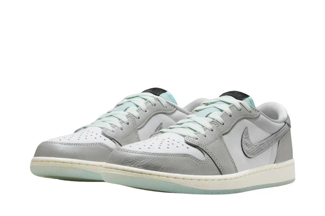 Air Jordan 1 Low „Lunar New Year” Photon Dust Grey