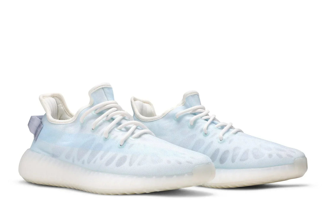 Yeezy Boost 350 v2 Mono Ice Niebieski